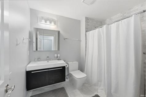 1209 Obsidian Lane Fort Wayne IN 46845