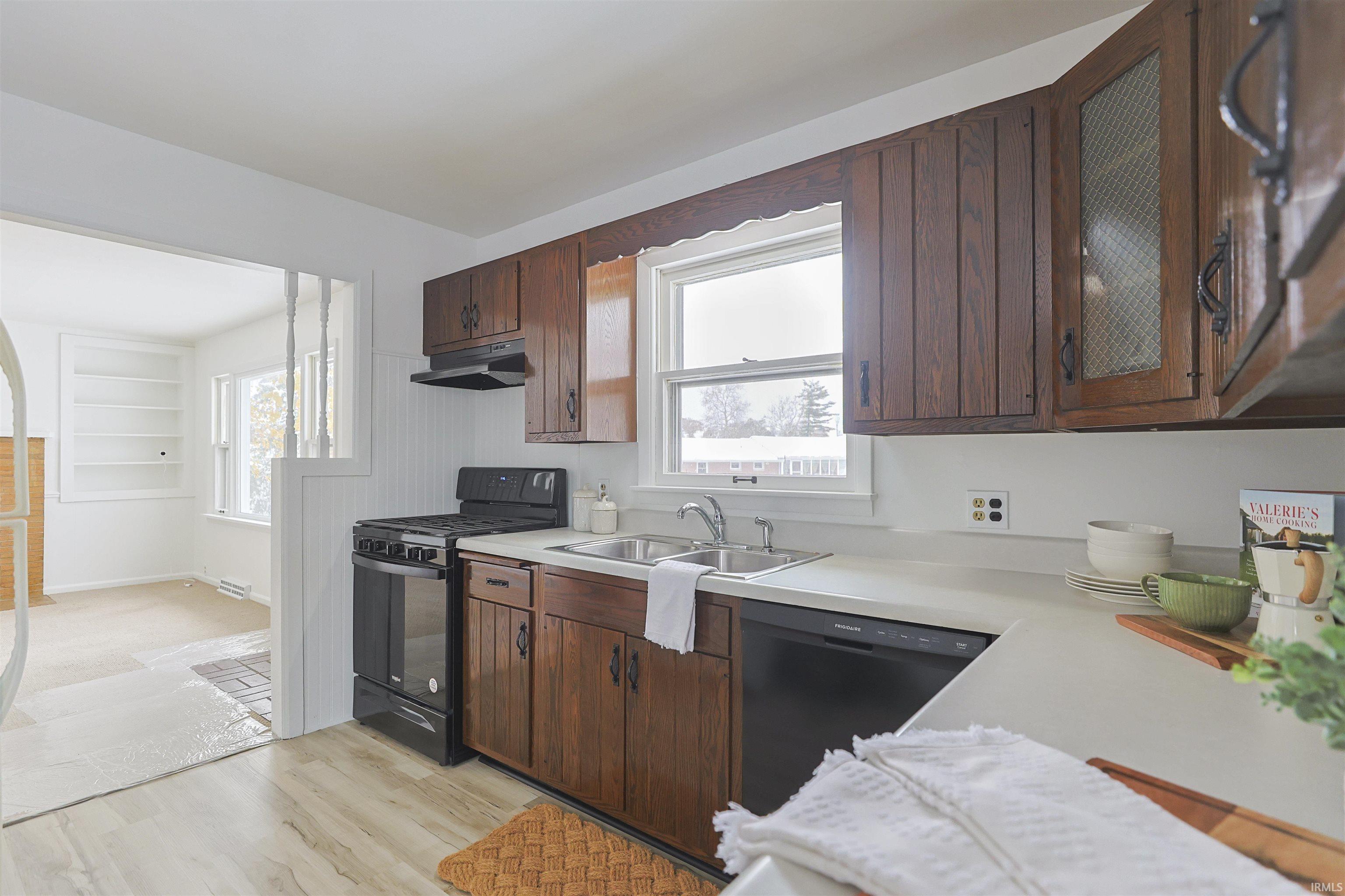 4059 Cottage Avenue Mishawaka IN 46544