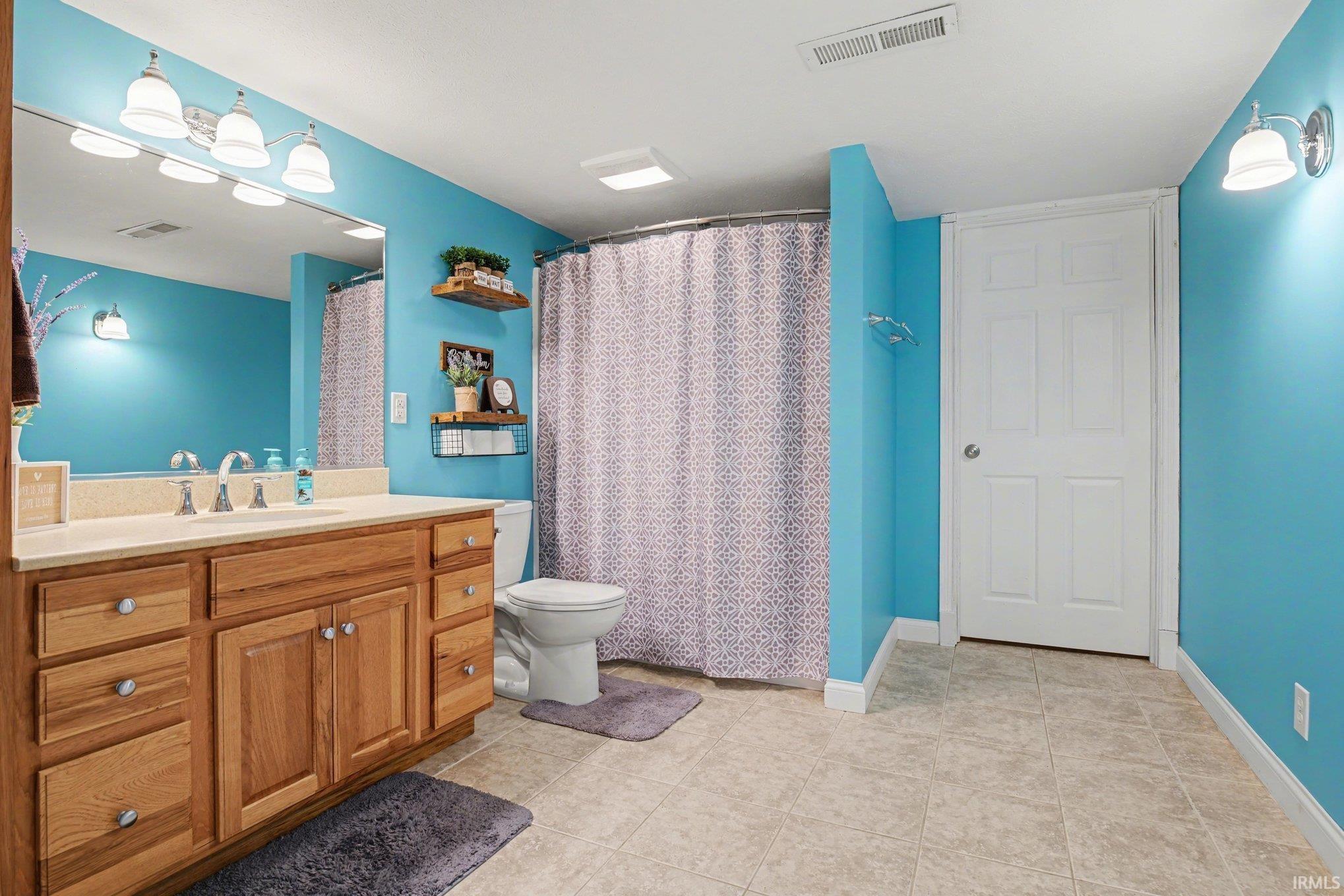 14541 Field Crest Court Middlebury IN 46540
