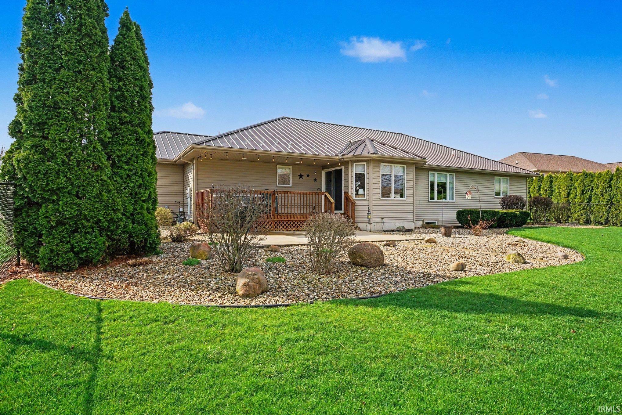 14541 Field Crest Court Middlebury IN 46540