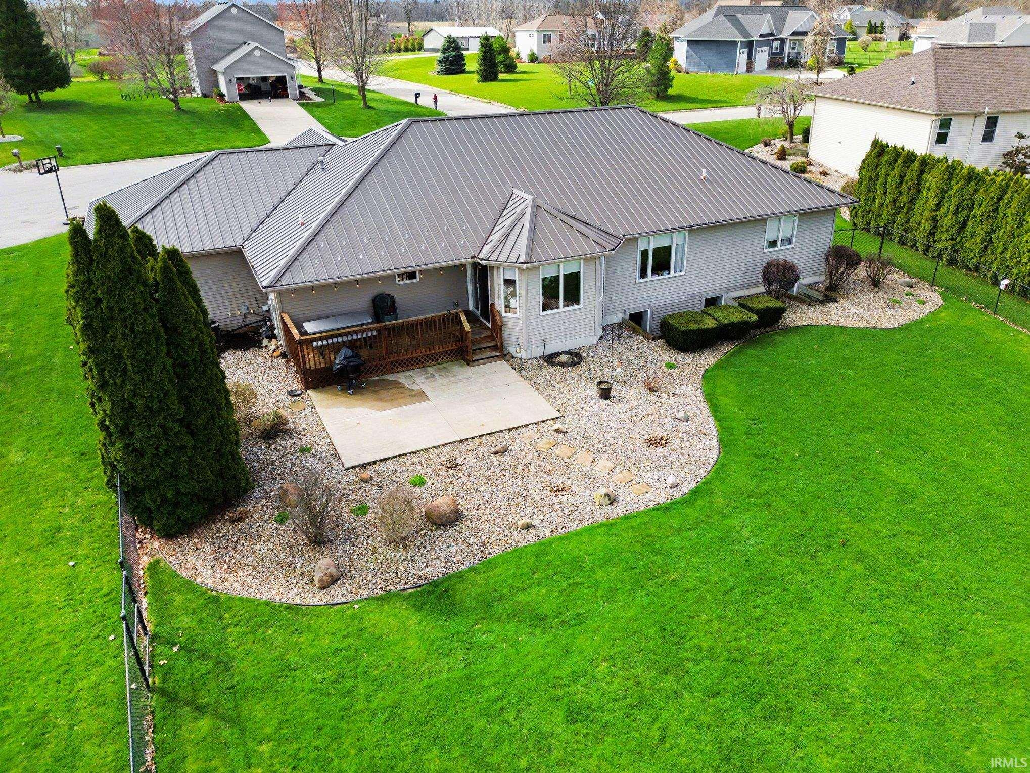 14541 Field Crest Court Middlebury IN 46540