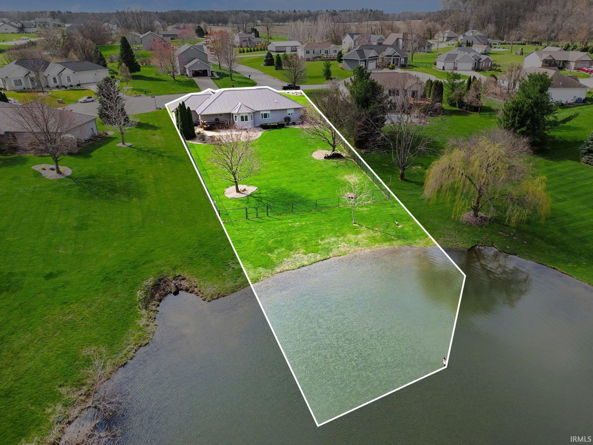 14541 Field Crest Court Middlebury IN 46540