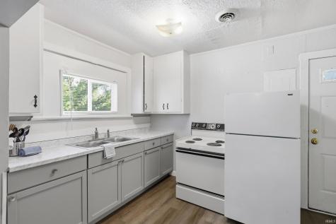 3709 South Park Drive Fort Wayne IN 46806