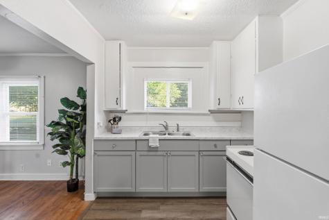3709 South Park Drive Fort Wayne IN 46806