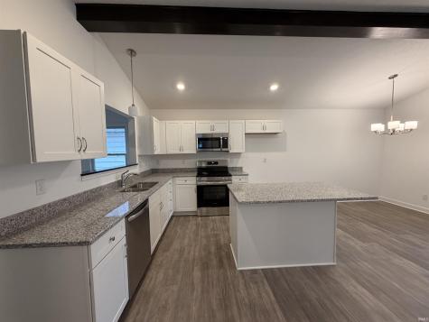 339 W 2nd Street Anderson IN 46016