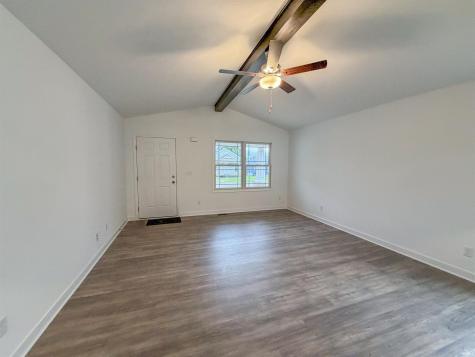 339 W 2nd Street Anderson IN 46016