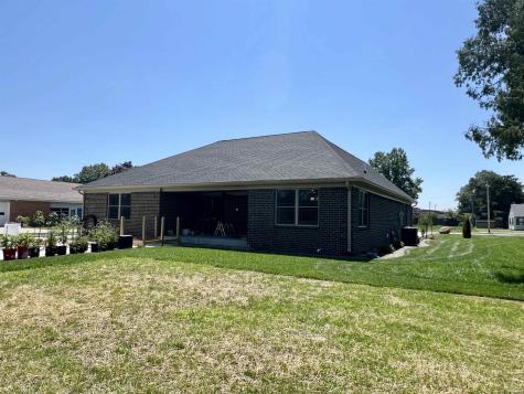 814 W Washington Street Monticello IN 47960