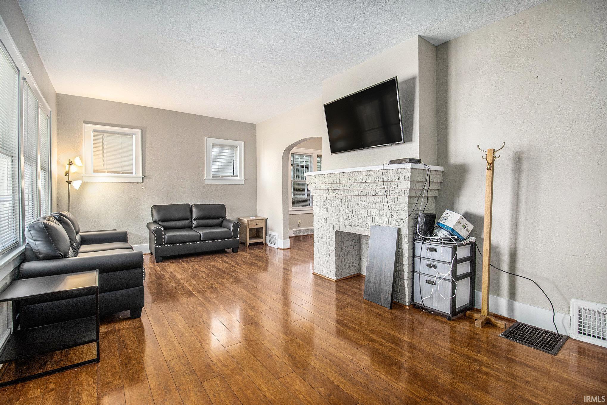 805 Miner Street South Bend IN 46617