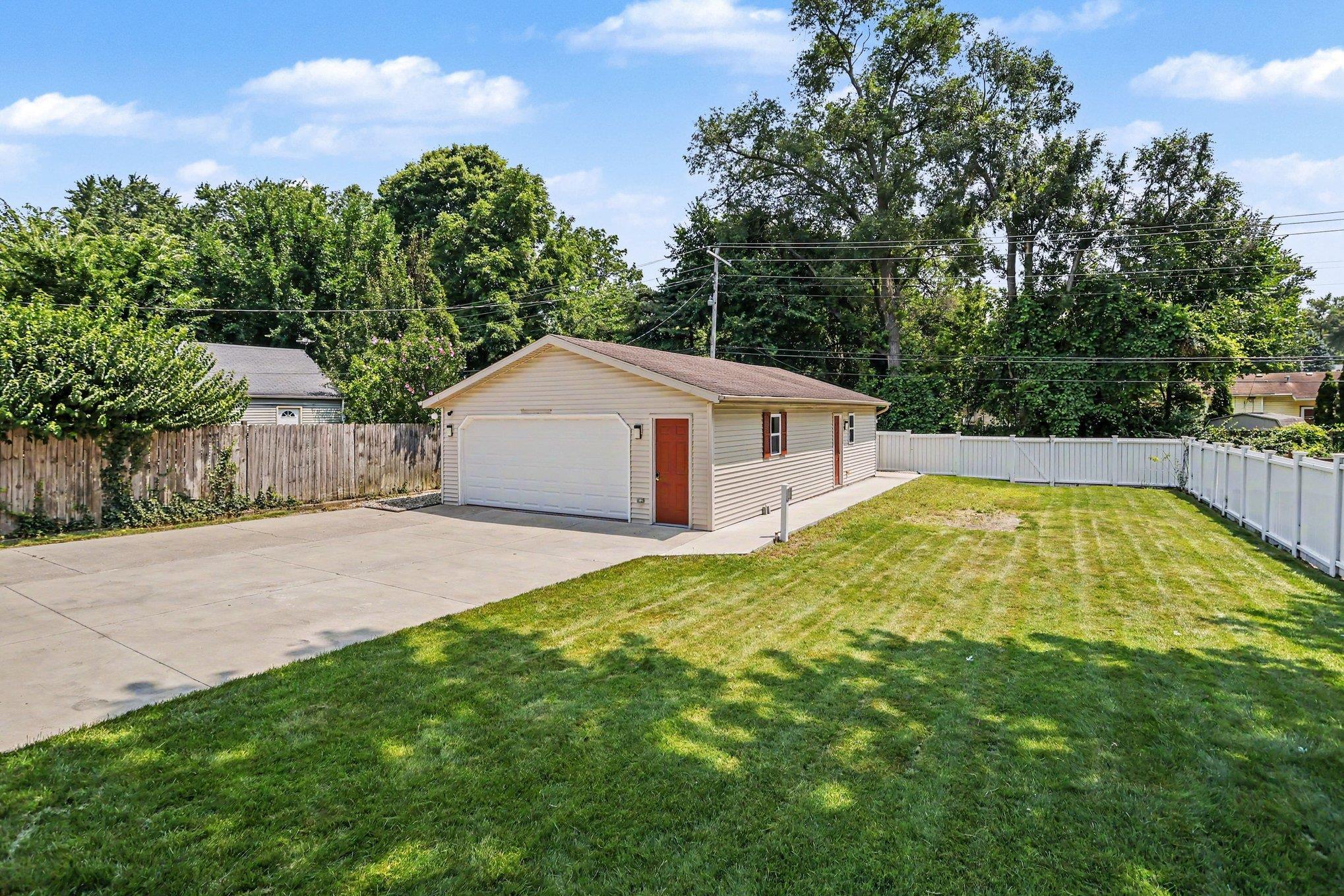 54218 N Ironwood Road South Bend IN 46635