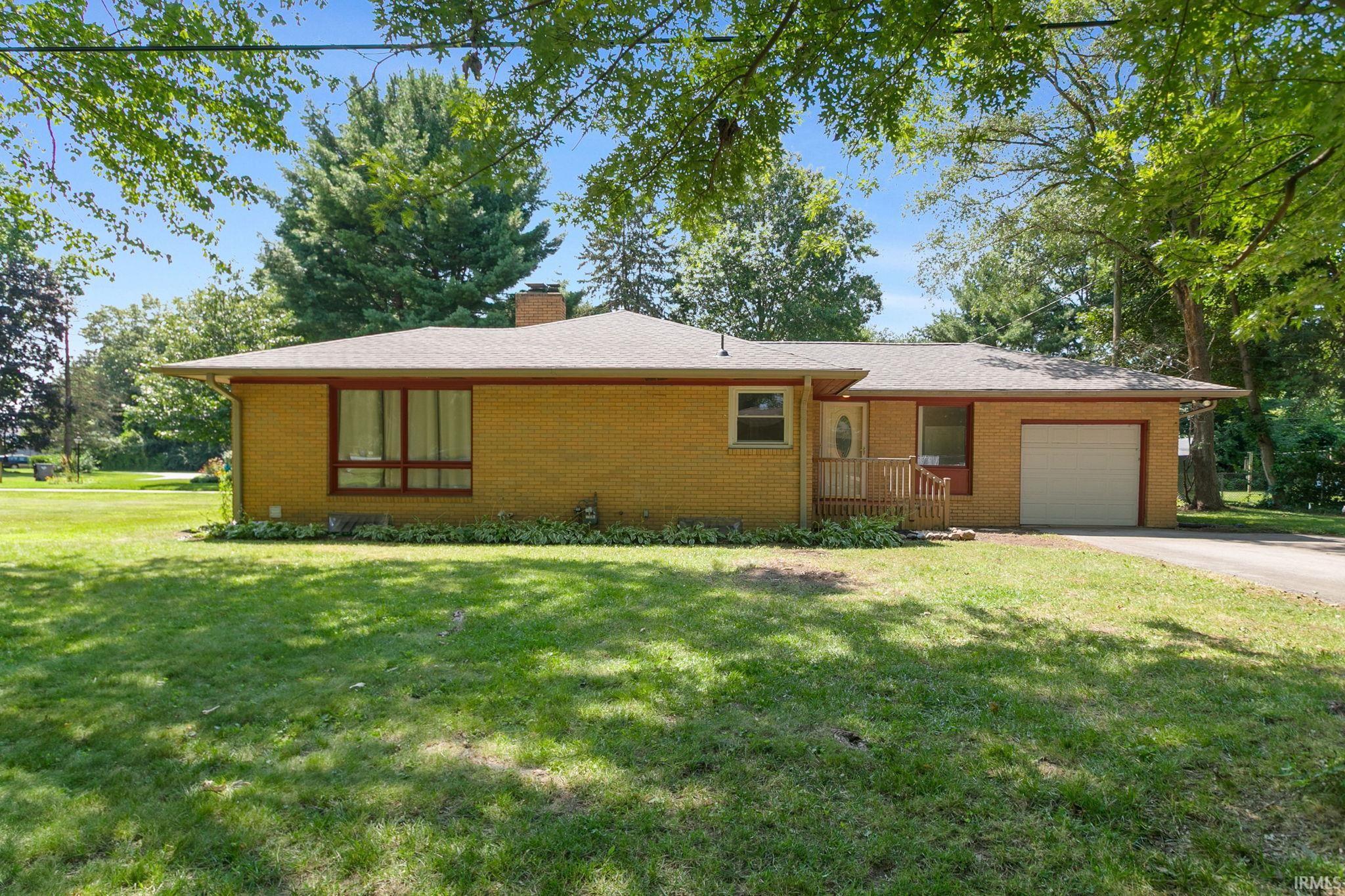 19637 Paxson Drive South Bend IN 46637