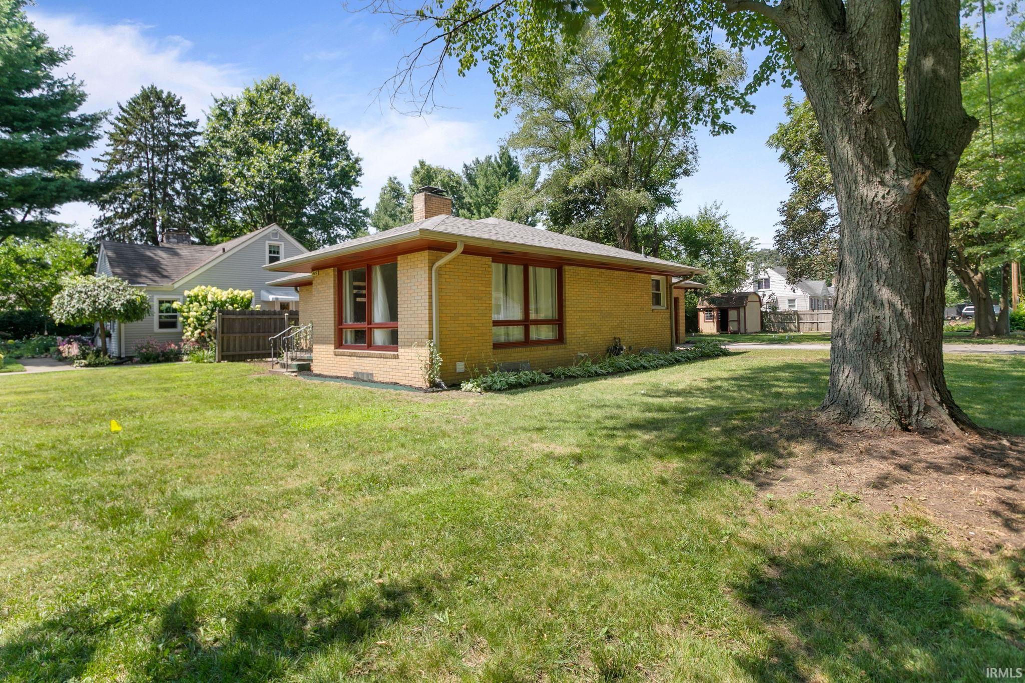 19637 Paxson Drive South Bend IN 46637