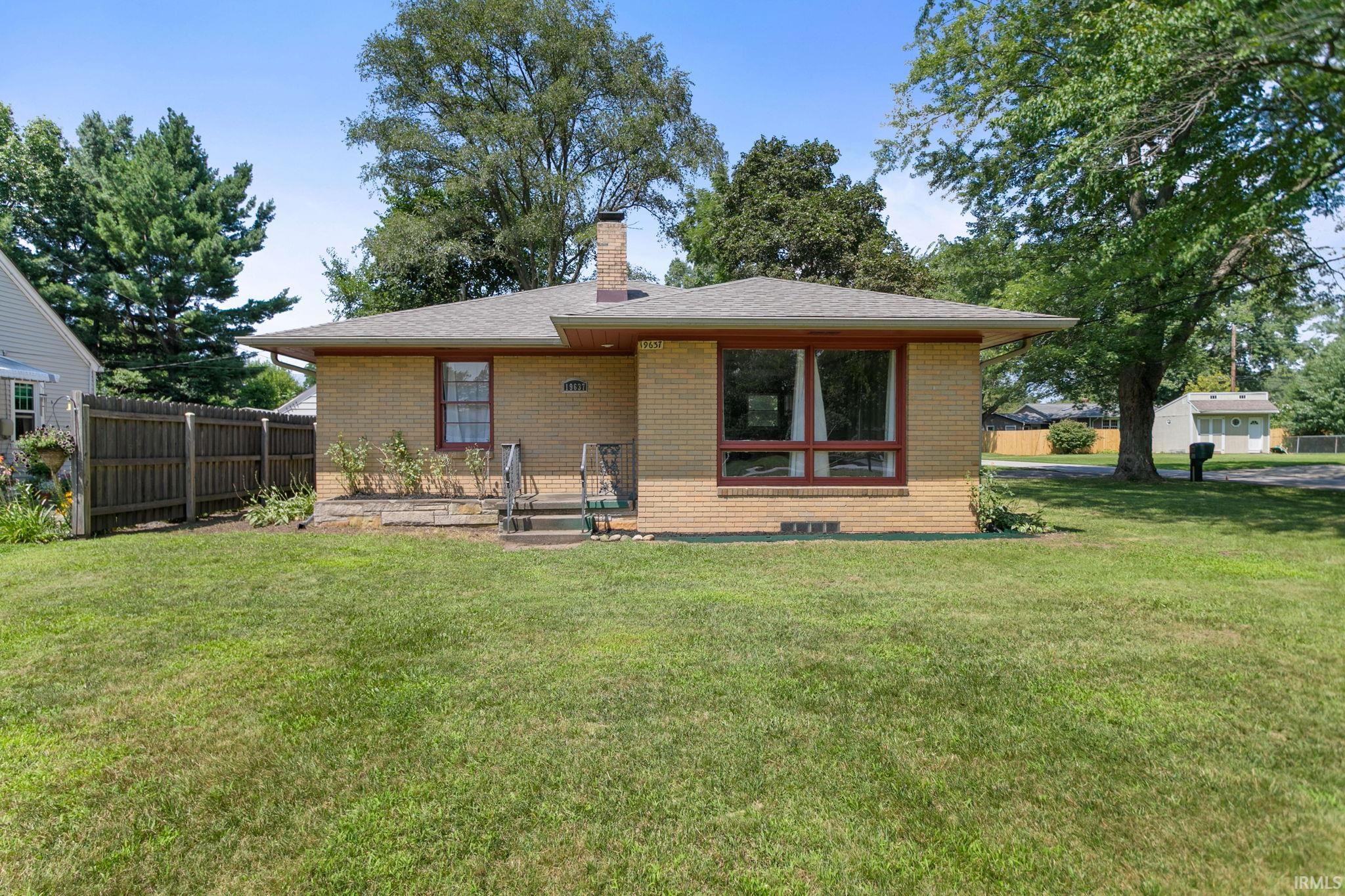19637 Paxson Drive South Bend IN 46637