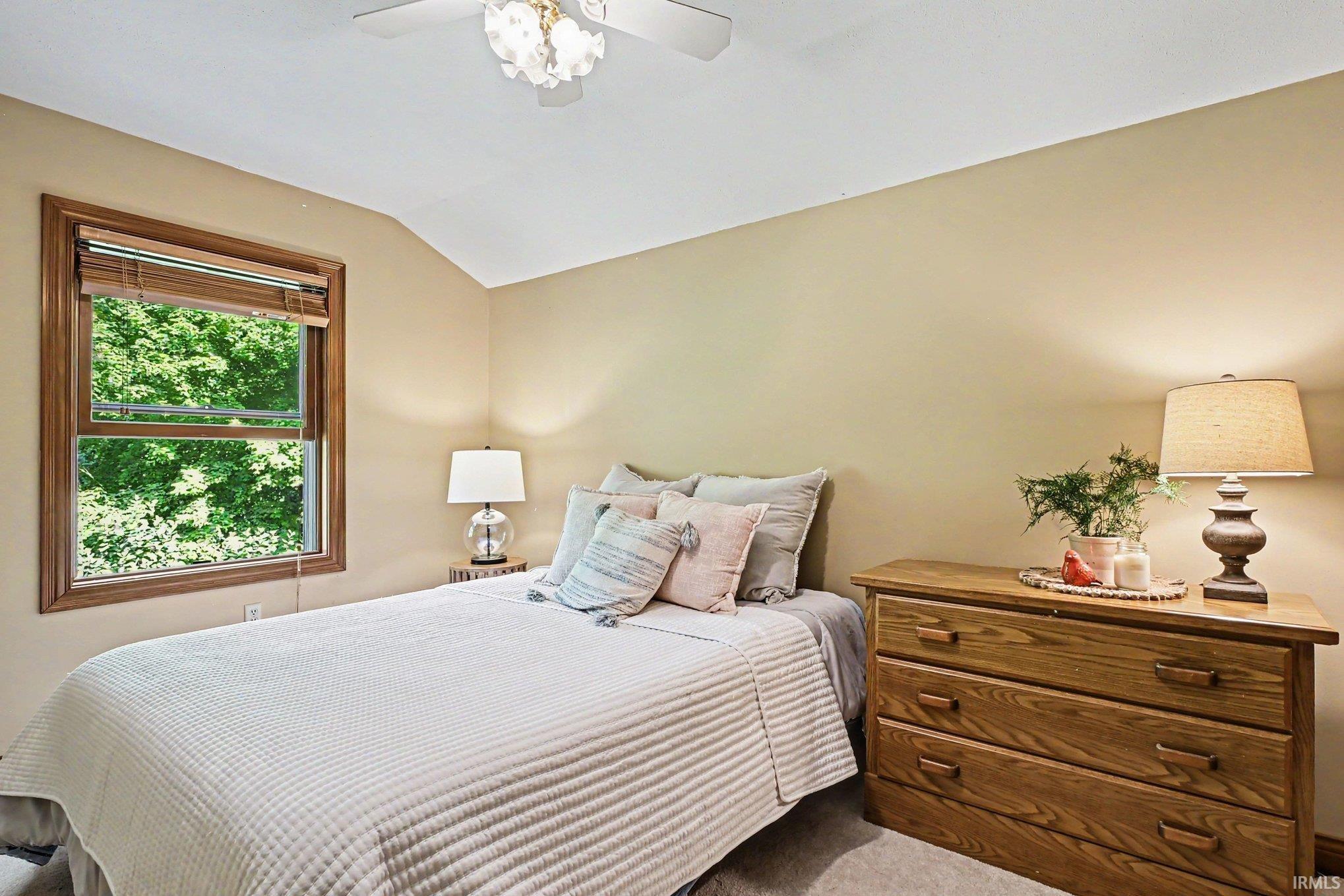 2415 W Nina Lane Warsaw IN 46580