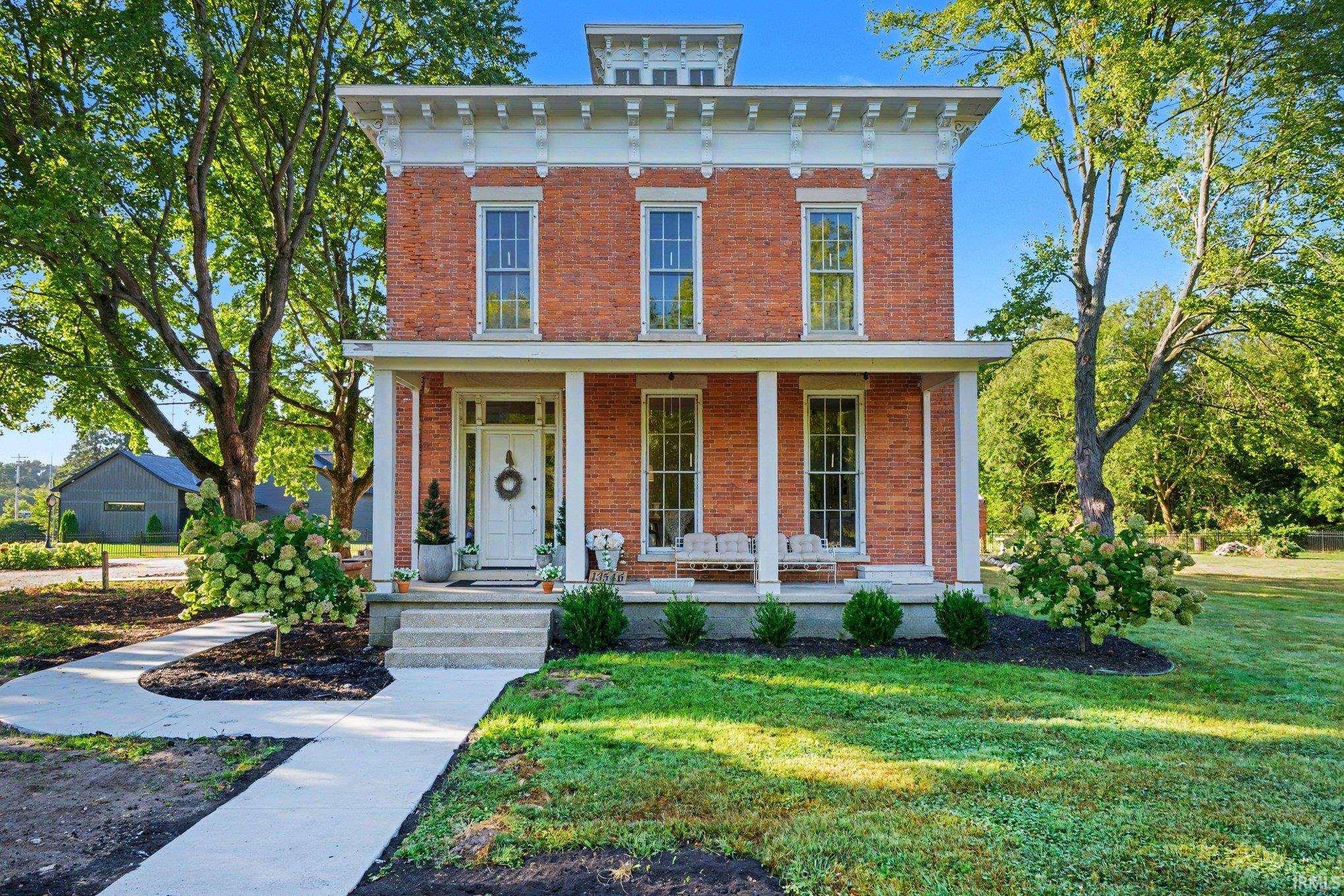 13546 Brick Road Granger IN 46530