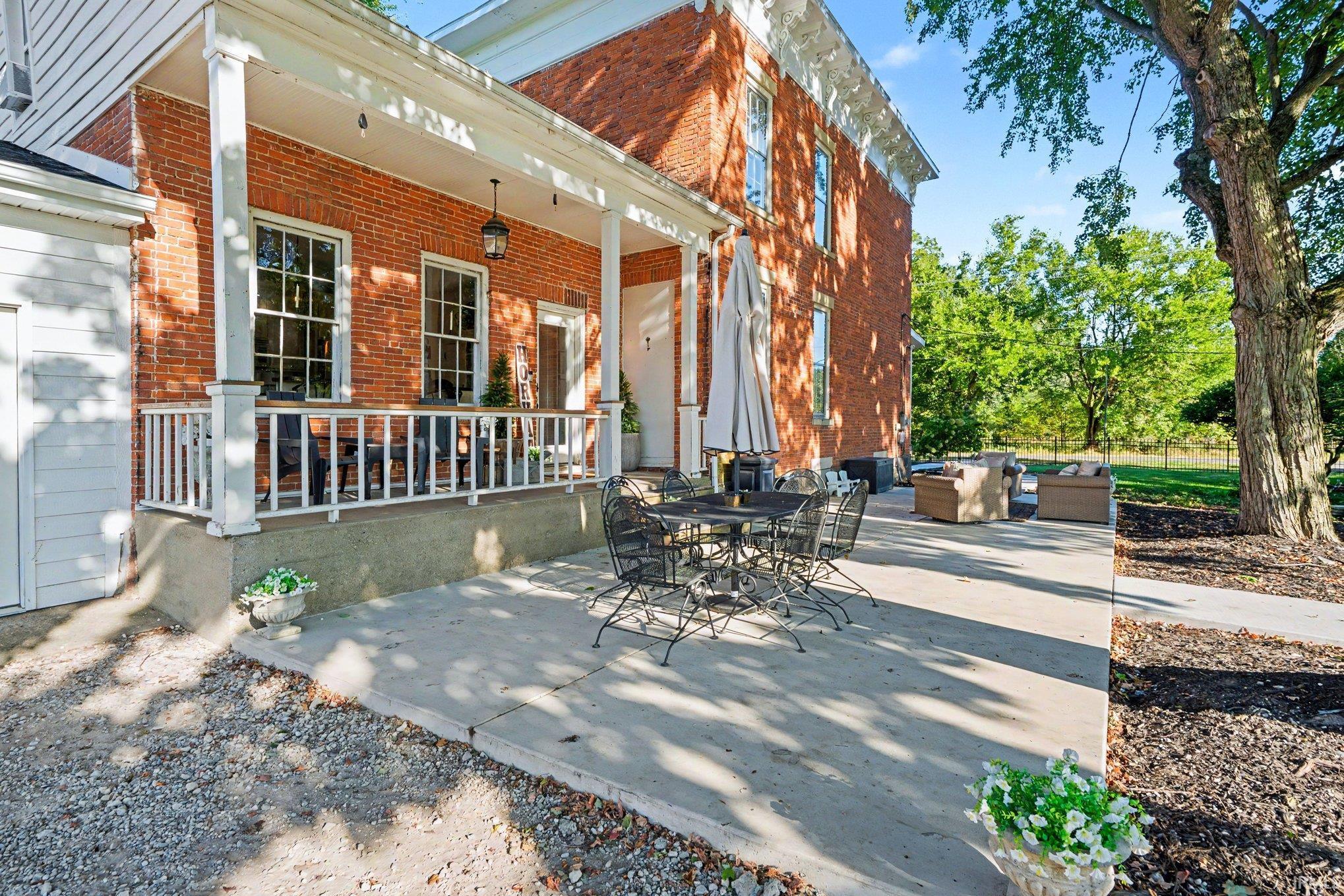 13546 Brick Road Granger IN 46530