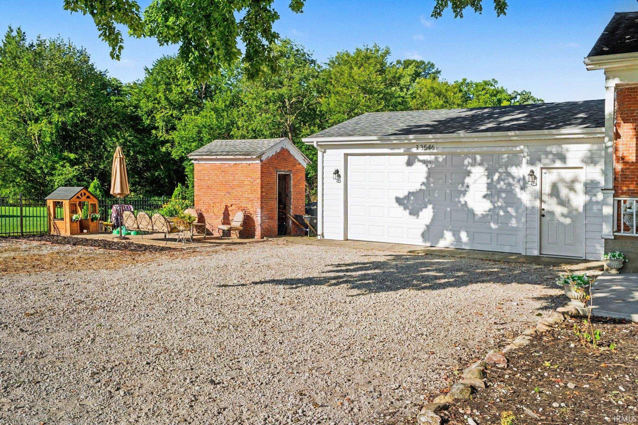 13546 Brick Road Granger IN 46530