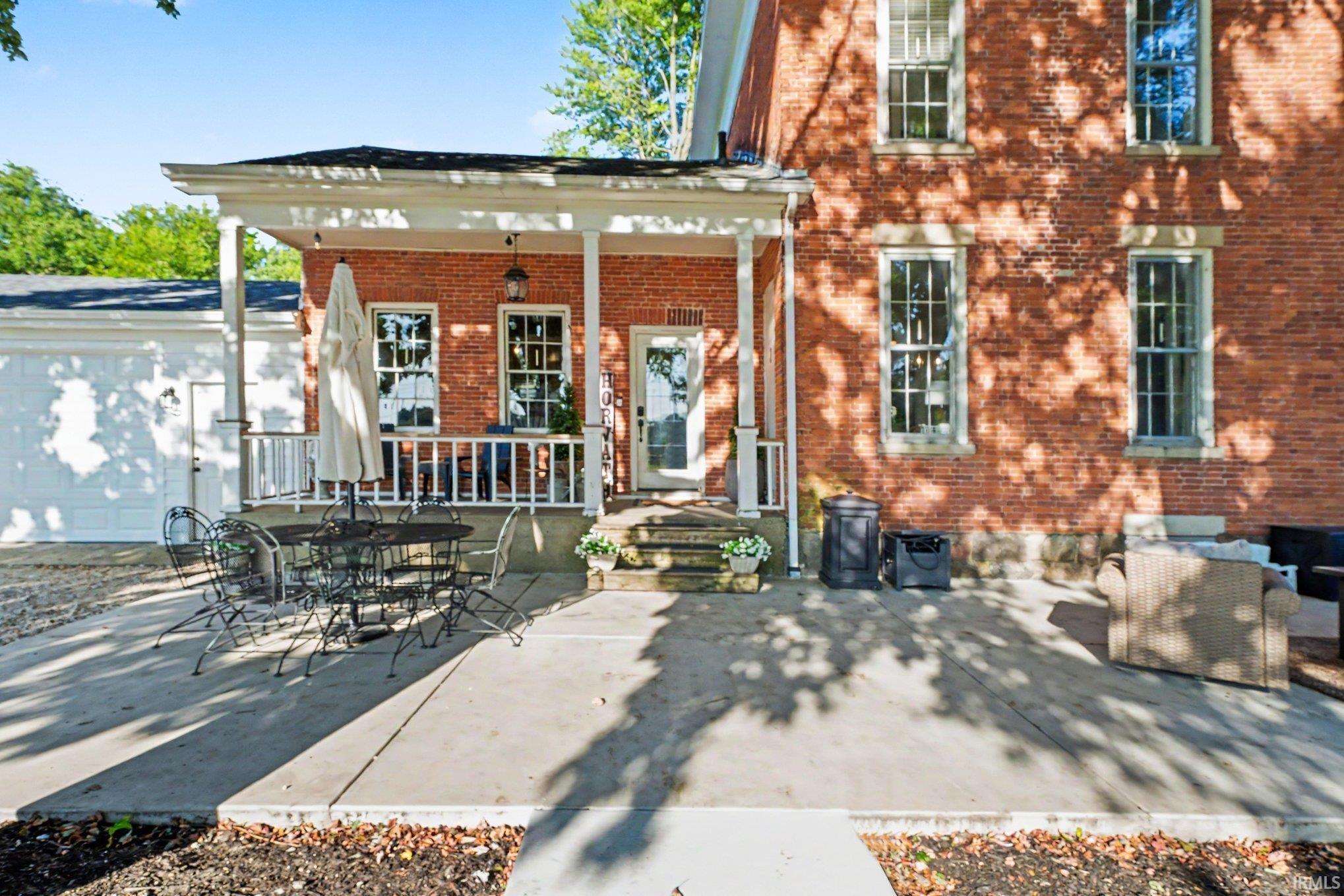13546 Brick Road Granger IN 46530