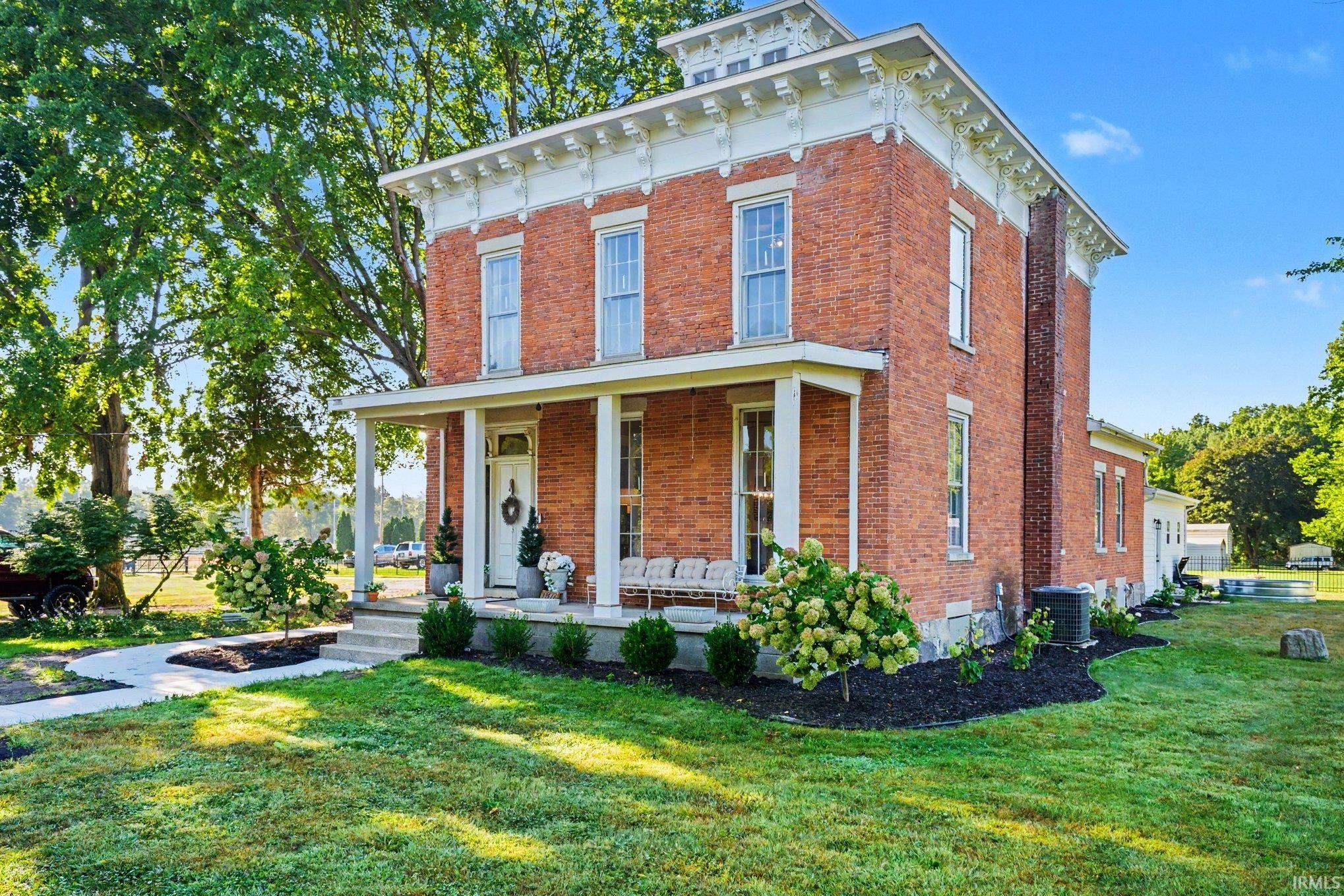 13546 Brick Road Granger IN 46530