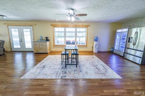 2879 E Calvertville Road Bloomfield IN 47424
