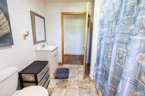2879 E Calvertville Road Bloomfield IN 47424