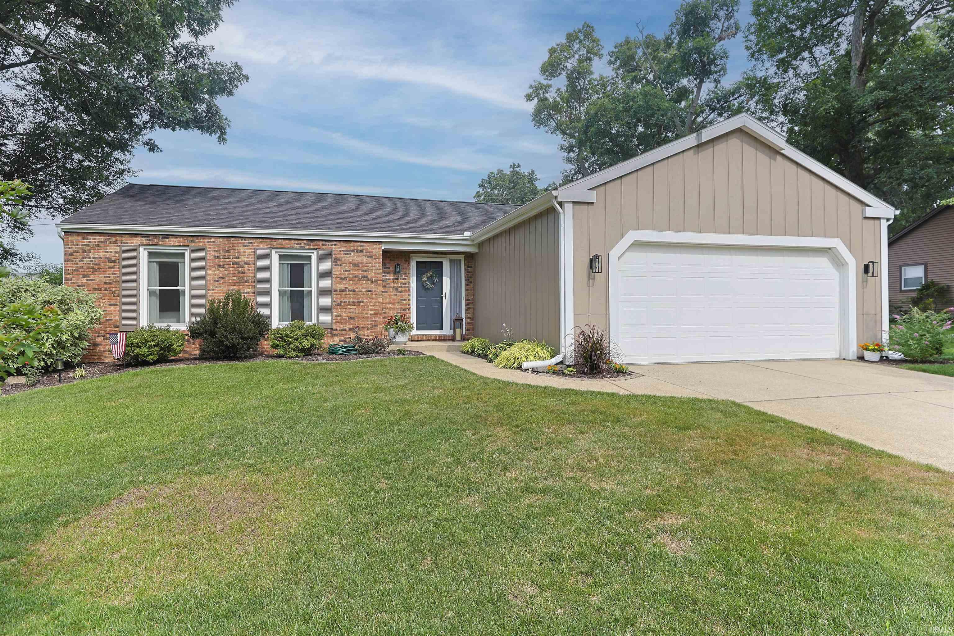 55154 Jeffery Drive Mishawaka IN 46545