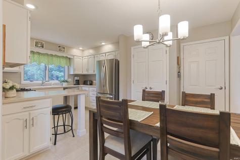 55154 Jeffery Drive Mishawaka IN 46545