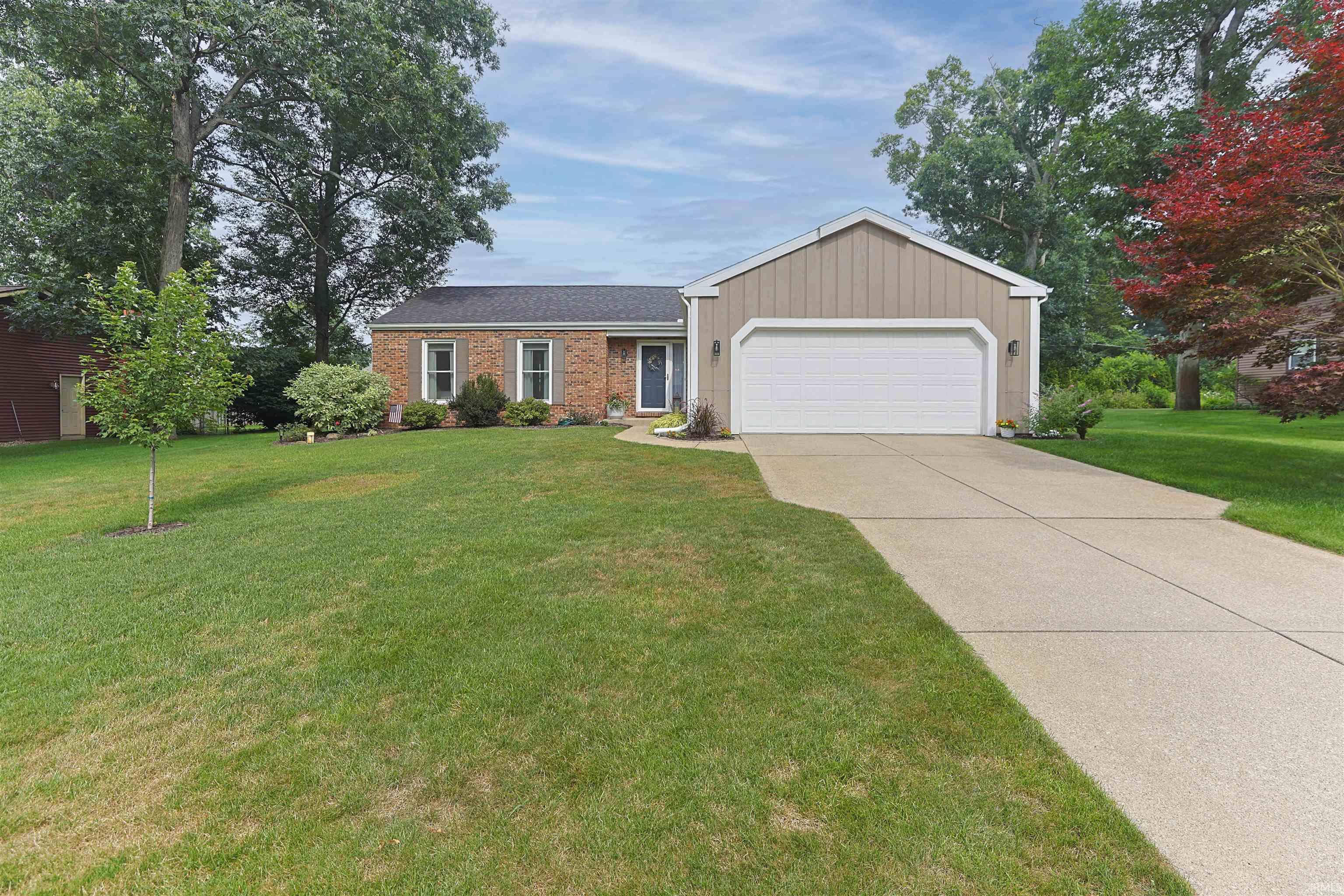 55154 Jeffery Drive Mishawaka IN 46545