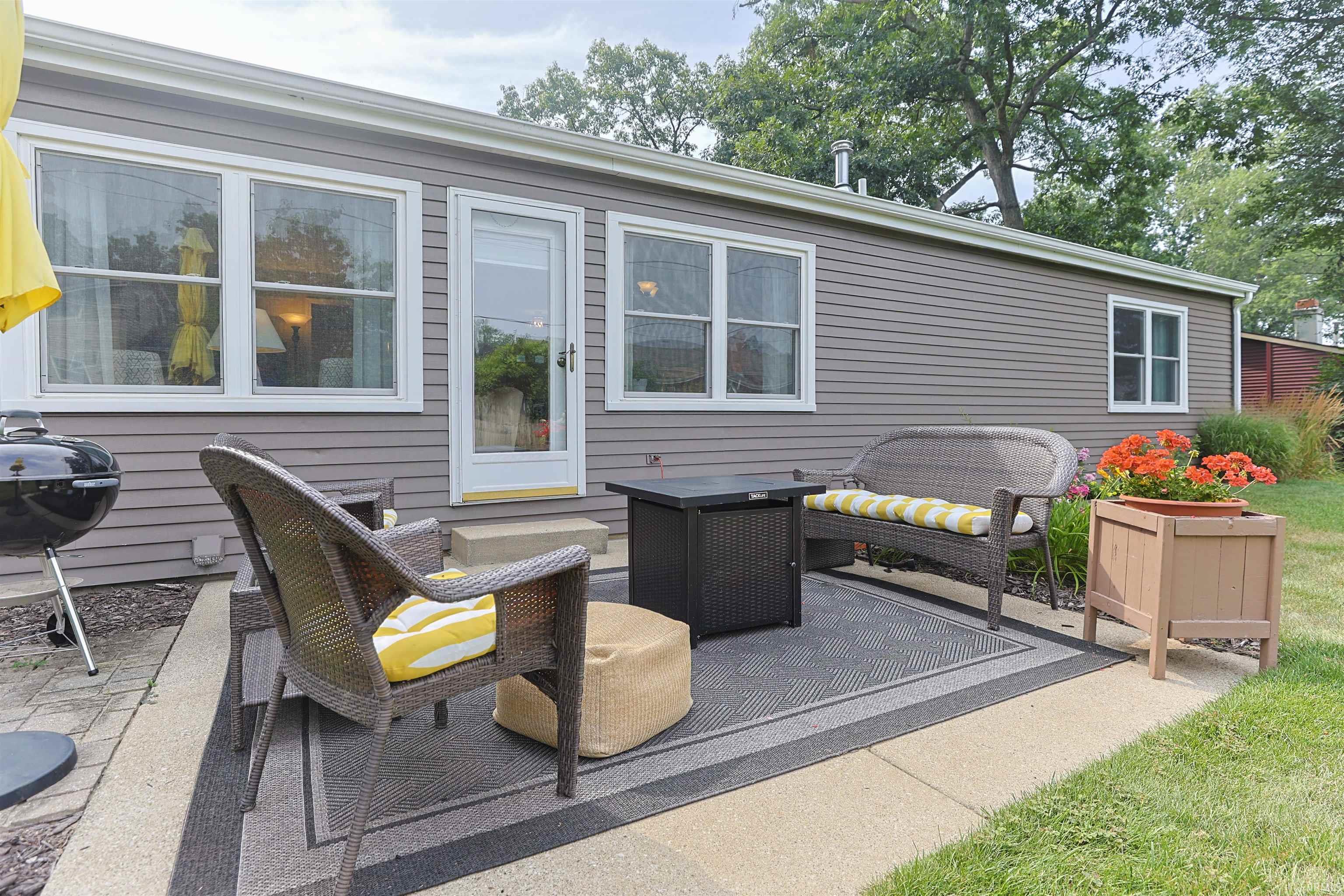 55154 Jeffery Drive Mishawaka IN 46545