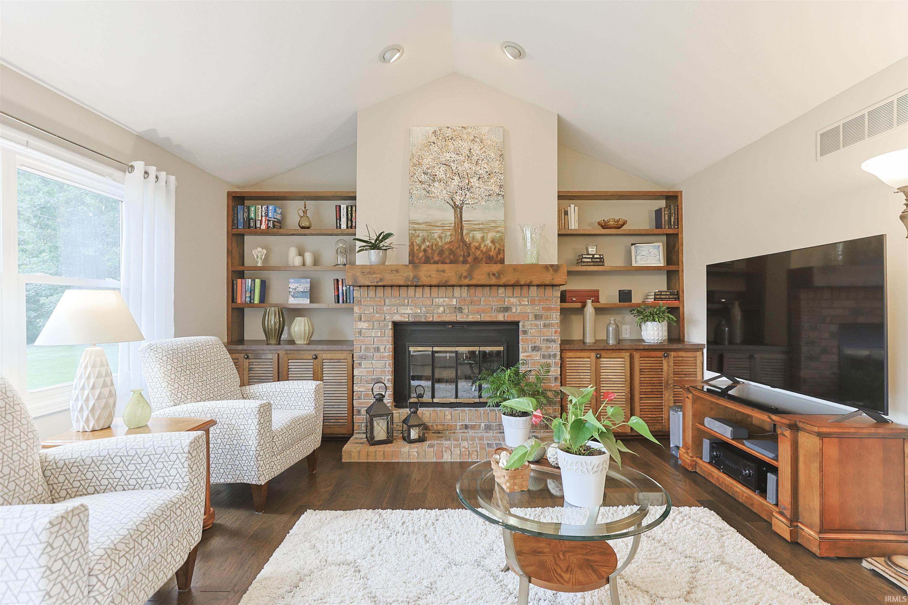 55154 Jeffery Drive Mishawaka IN 46545