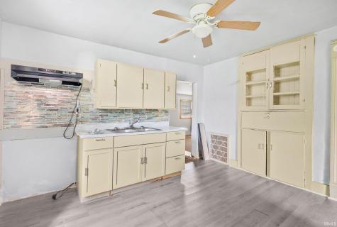 3722 S Gallatin Street Marion IN 46953