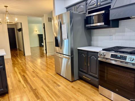 115 W The Woods Bedford IN 47421