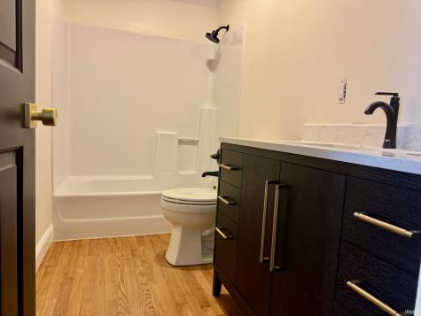115 W The Woods Bedford IN 47421