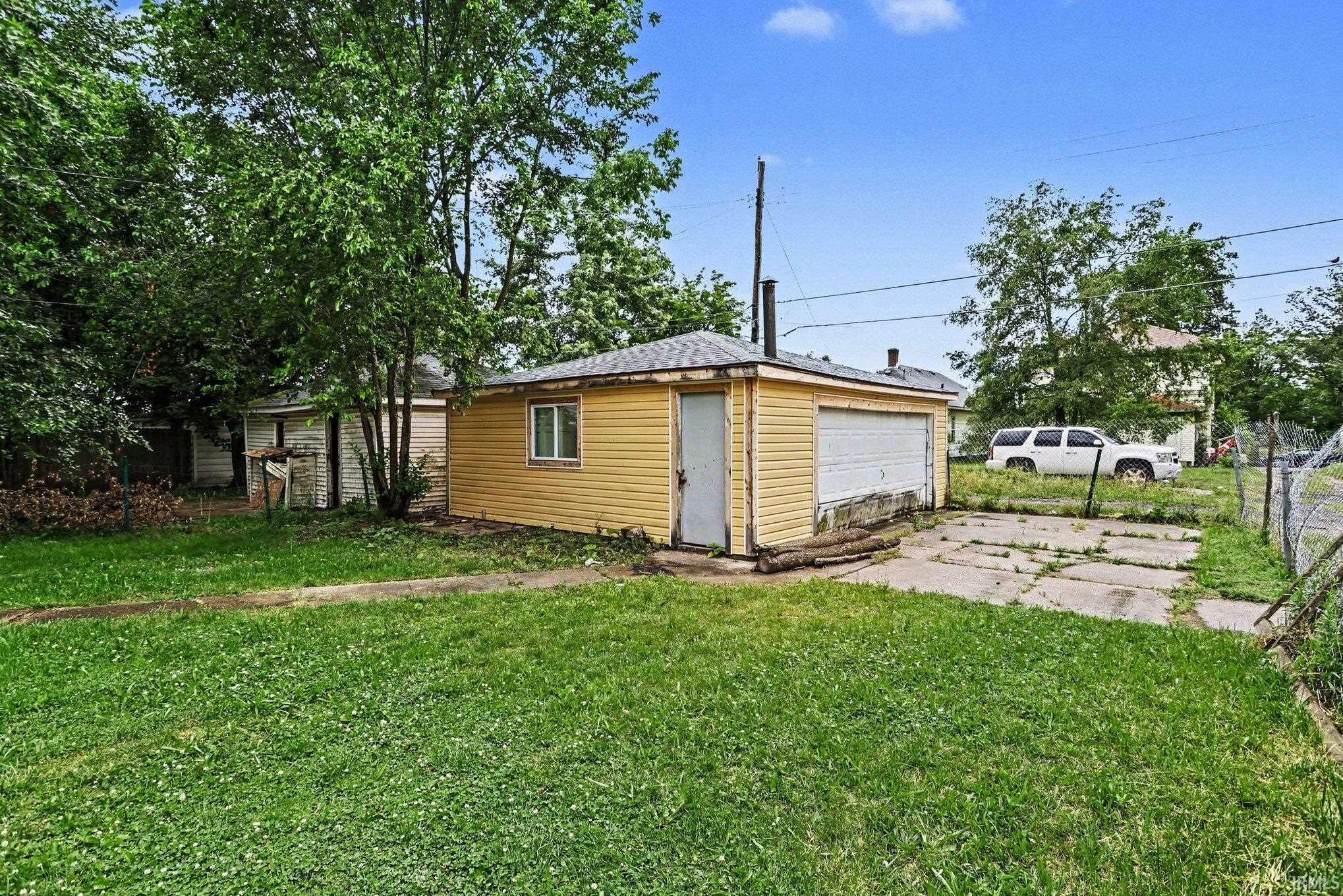 911 N Adams Street South Bend IN 46628