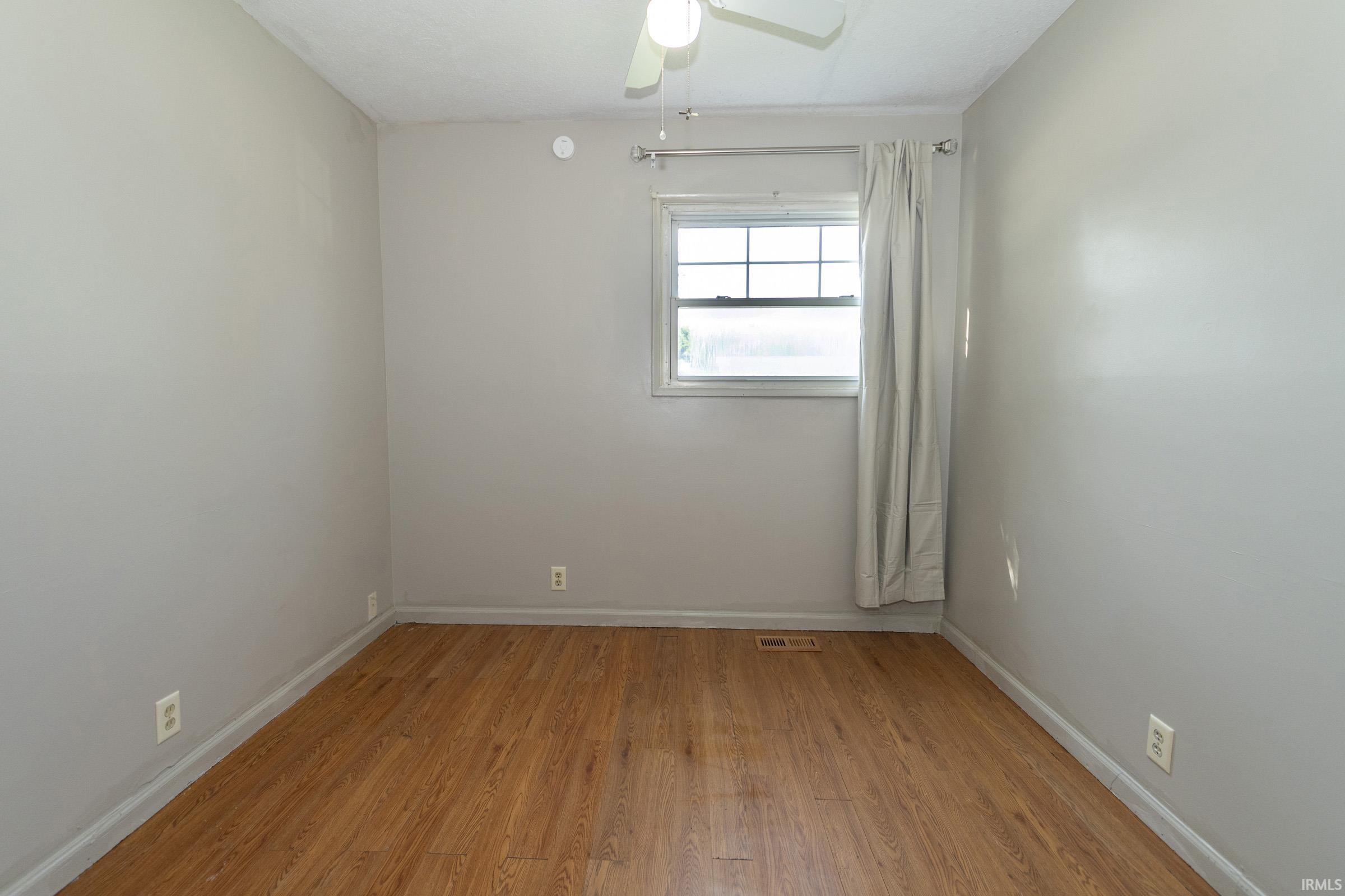1451 Sutherland Lane South Bend IN 46614