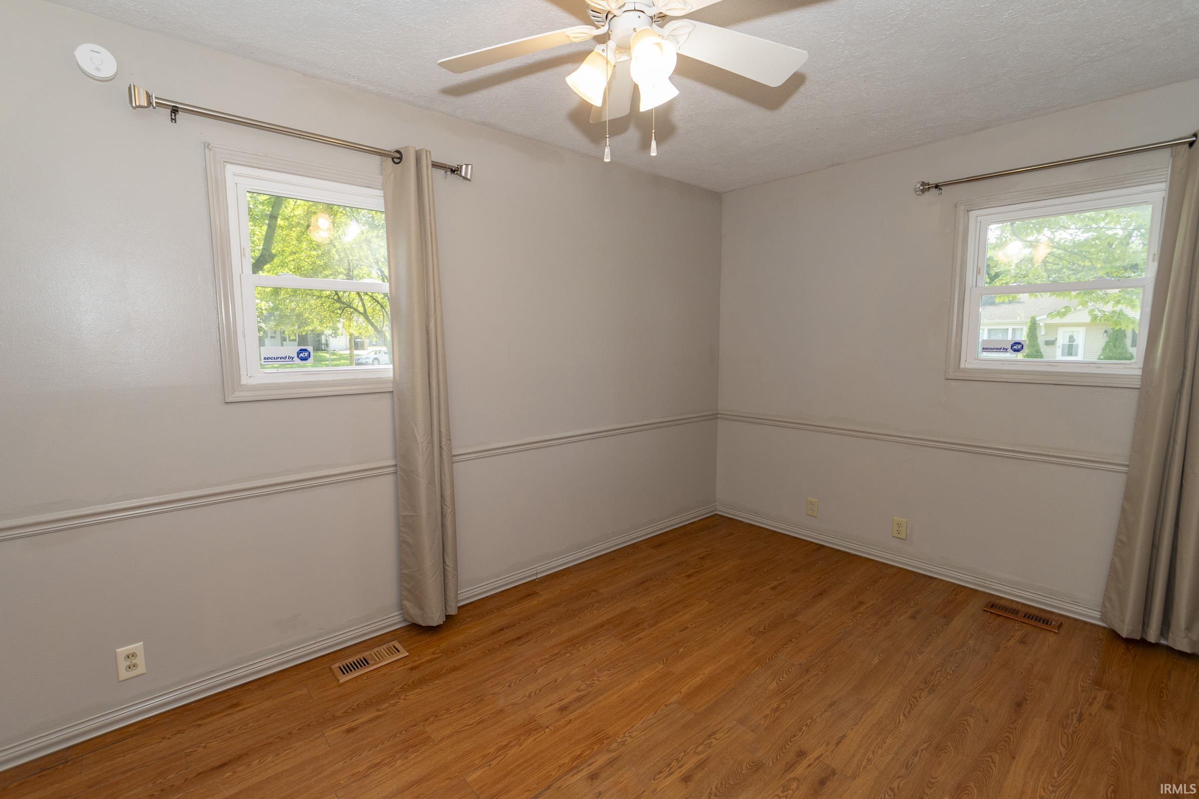1451 Sutherland Lane South Bend IN 46614