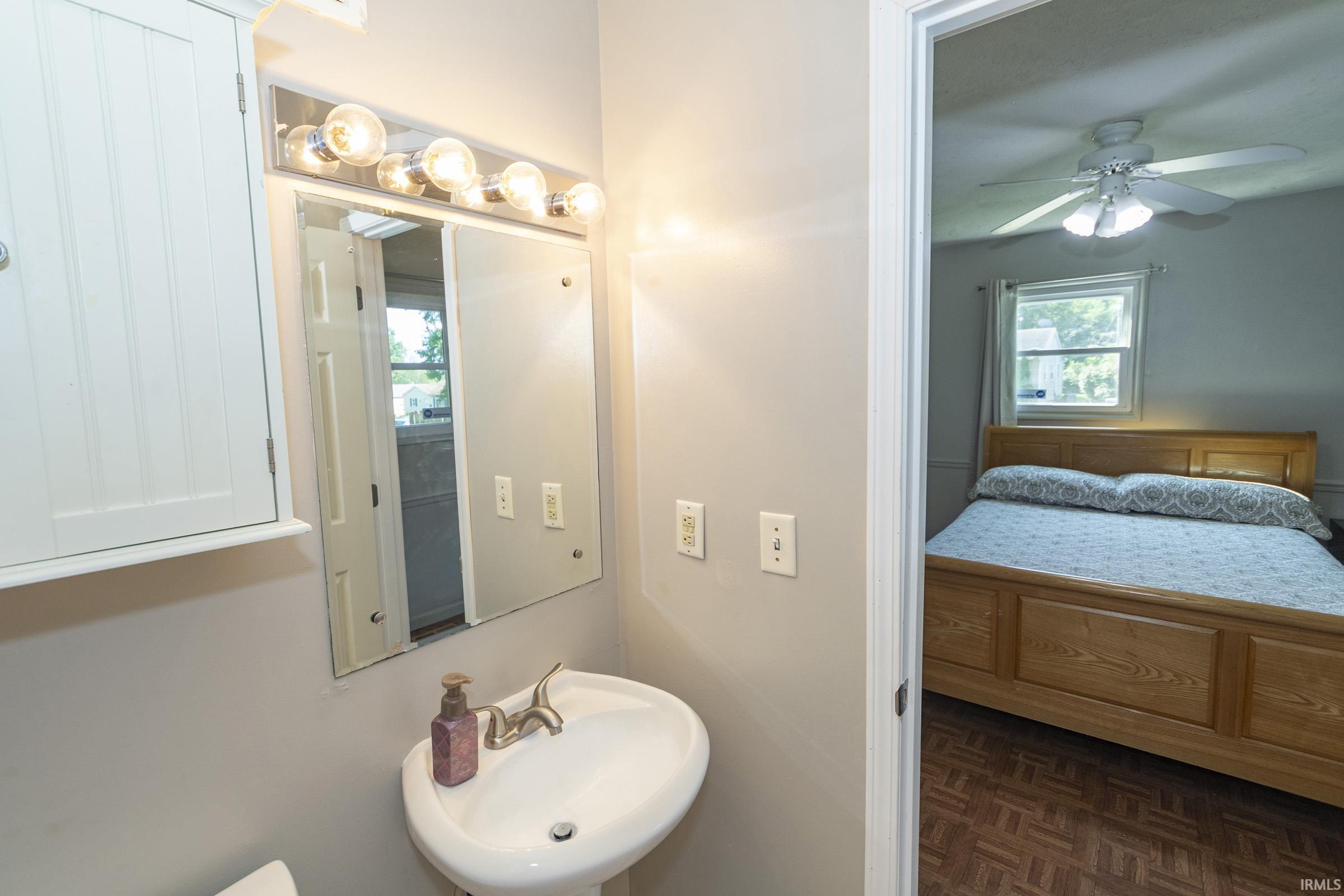 1451 Sutherland Lane South Bend IN 46614