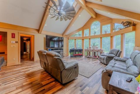 511 Crown Hill Drive E Wabash IN 46992