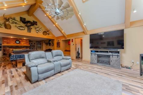 511 Crown Hill Drive E Wabash IN 46992
