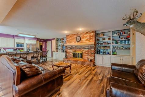 511 Crown Hill Drive E Wabash IN 46992