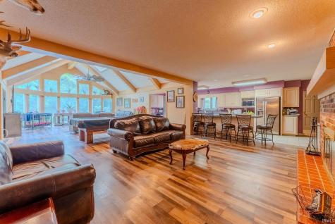 511 Crown Hill Drive E Wabash IN 46992