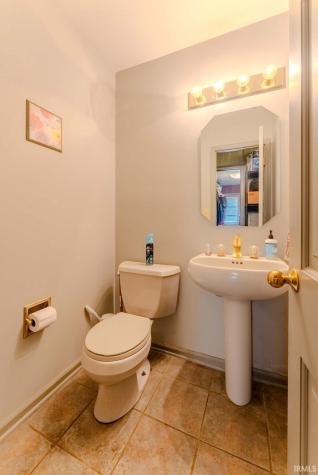 511 Crown Hill Drive E Wabash IN 46992