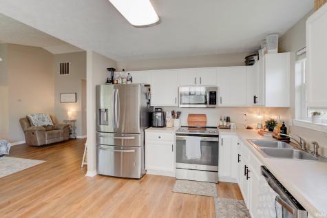 9940 Chatteris Road Evansville IN 47725