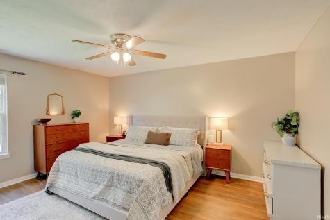 9940 Chatteris Road Evansville IN 47725
