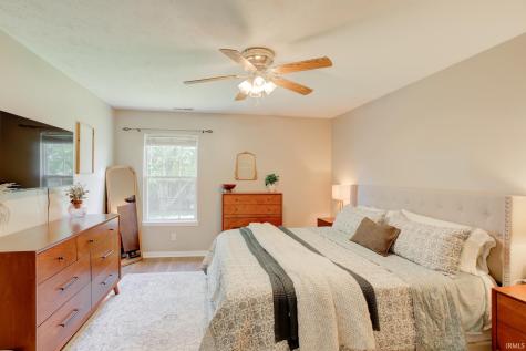 9940 Chatteris Road Evansville IN 47725