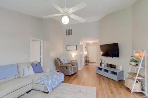9940 Chatteris Road Evansville IN 47725