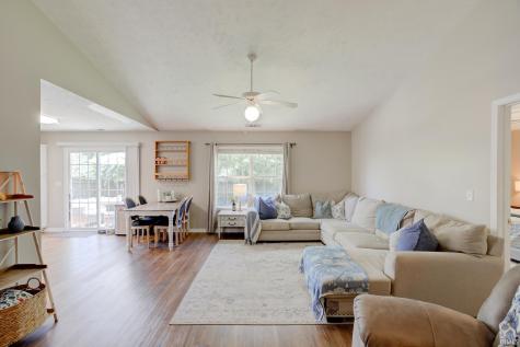 9940 Chatteris Road Evansville IN 47725