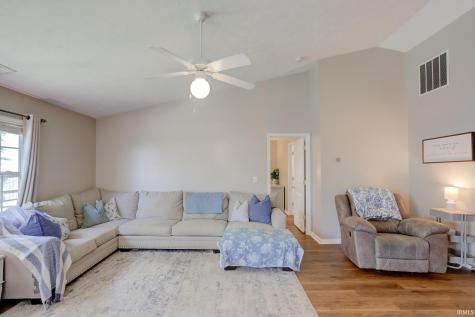 9940 Chatteris Road Evansville IN 47725