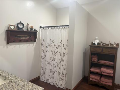 6607 E Red Road Vincennes IN 47591