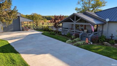 6607 E Red Road Vincennes IN 47591