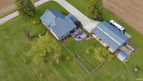 6607 E Red Road Vincennes IN 47591